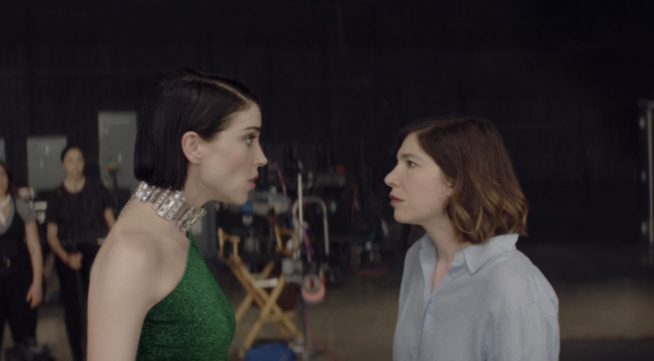 Review: Carrie Brownstein and Annie Clark topple St. Vincent in mock doc ‘The Nowhere Inn’ news post featured image.